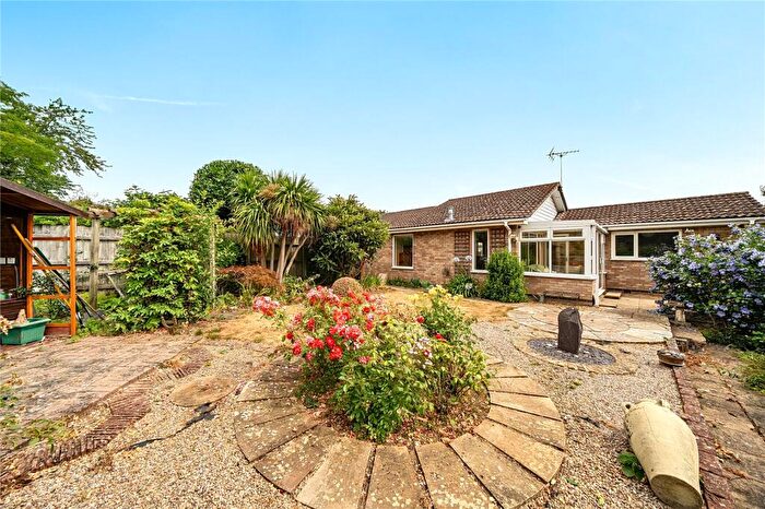 2 Bedroom Bungalow For Sale In Mildmay Close, Oundle, Peterborough, Northamptonshire, PE8