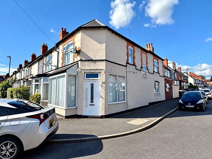 3 Bedroom Terraced House For Sale In Geoffrey Road, Birmingham, West Midlands, B11
