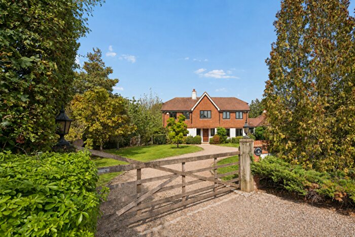 6 Bedroom Detached House For Sale In Harvest Hill, Bourne End, Buckinghamshire, SL8