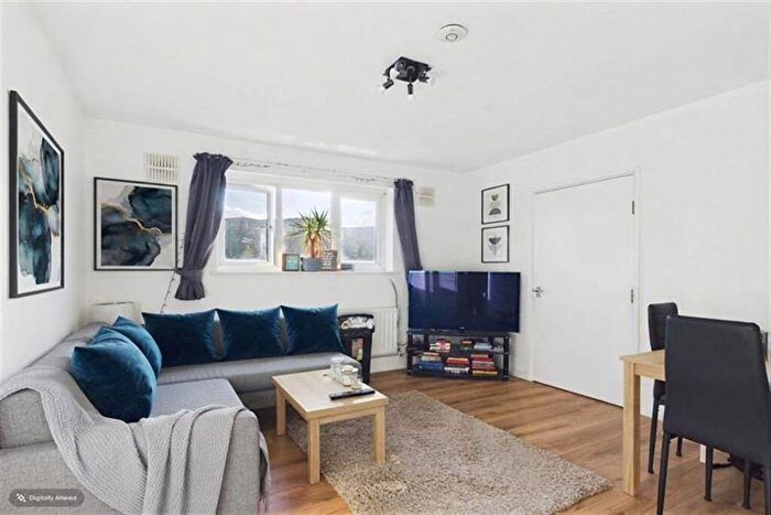 2 Bedroom Flat To Rent In Royal Connaught Apartments, E16