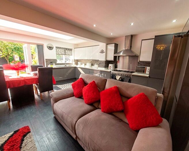 2 Bedroom Bungalow For Sale In Falcon Way, South Shields, Tyne And Wear, NE34