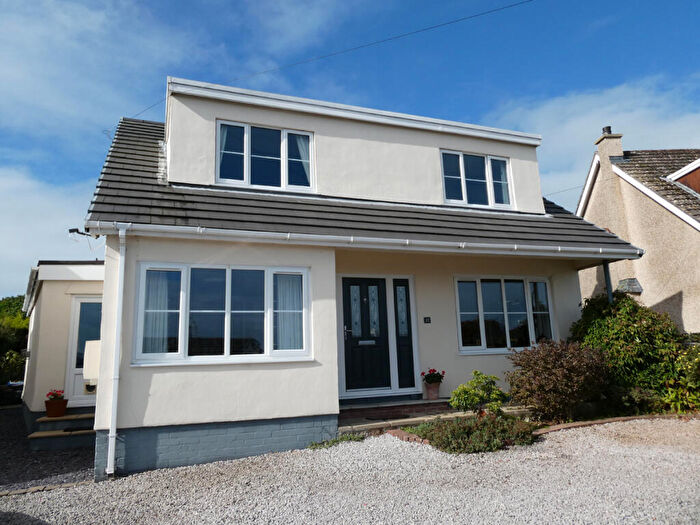 4 Bedroom Detached House For Sale In Benllech, Isle Of Anglesey, LL74