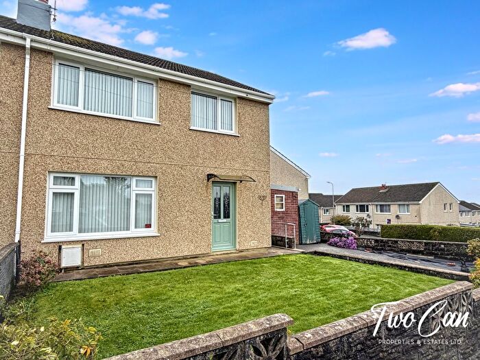 3 Bedroom Semi-Detached House For Sale In Trilwm, Kidwelly, SA17