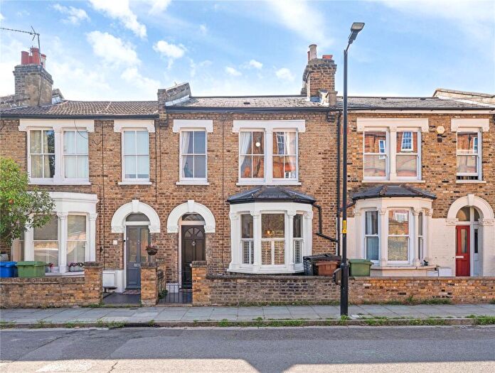 2 Bedroom House For Sale In Jennings Road, East Dulwich, London, SE22