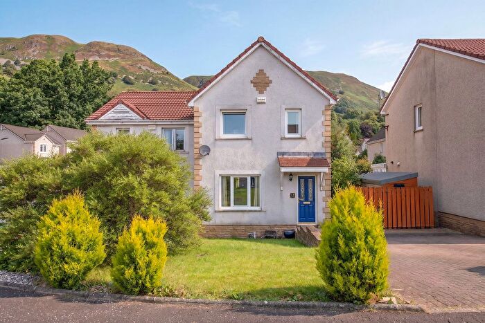 3 Bedroom Semi Detached House For Sale In Willison Crescent, Tillicoultry, FK13