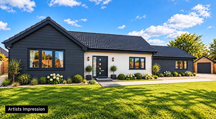 5 Bedroom Detached Bungalow For Sale In Yarmouth Road, Blofield, Norwich, NR13