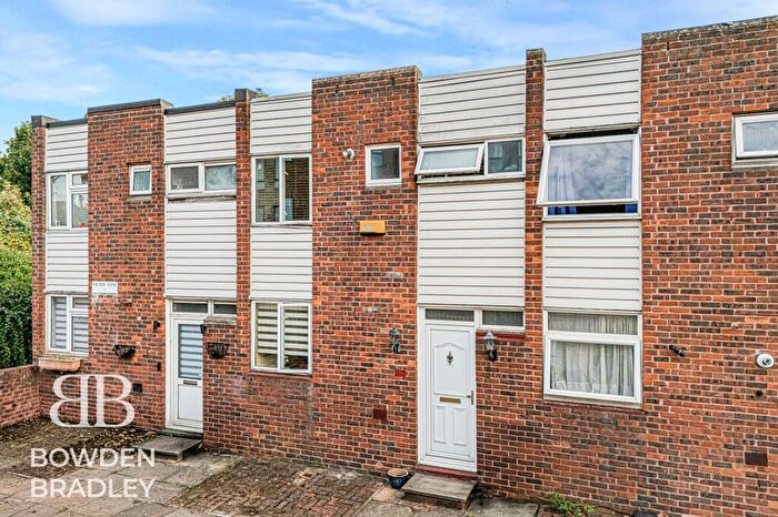 3 Bedroom Terraced House For Sale In Kielder Close, Hainault, IG6