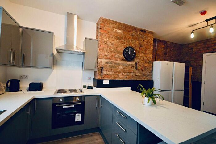 5 Bedroom House To Rent In Aigburth Road, Sefton Park, Liverpool, L17