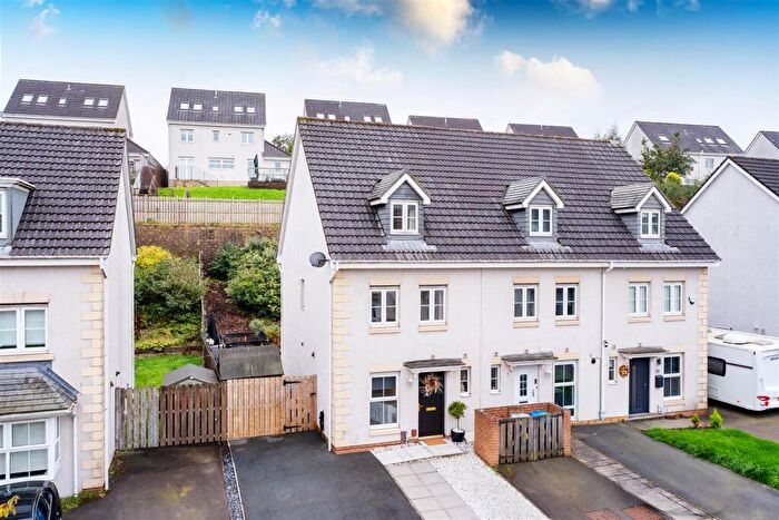 3 Bedroom End Of Terrace House For Sale In Hawthorn Avenue, Cambuslang, Glasgow, G72