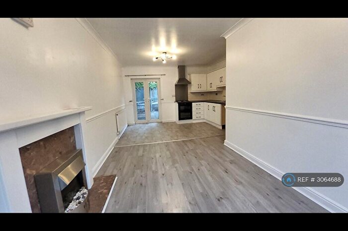 2 Bedroom Terraced House To Rent In Moss Lane, Manchester, M44