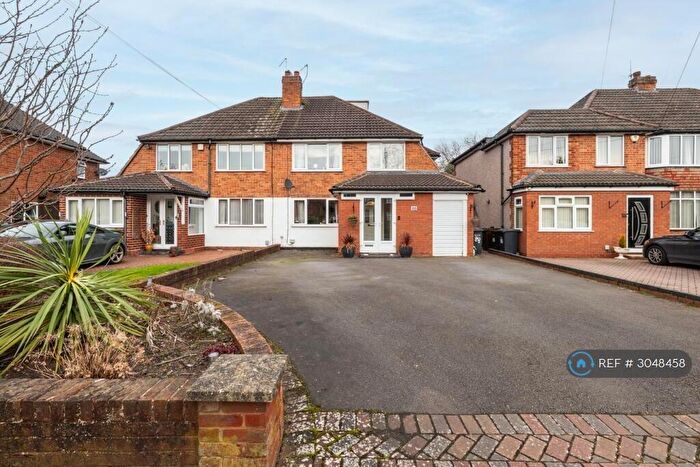 5 Bedroom Semi-Detached House To Rent In Kingslea Road, Solihull, B91