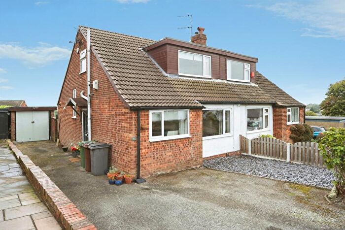 4 Bedroom Semi-Detached House For Sale In Banksfield Crescent, Yeadon, Leeds, LS19