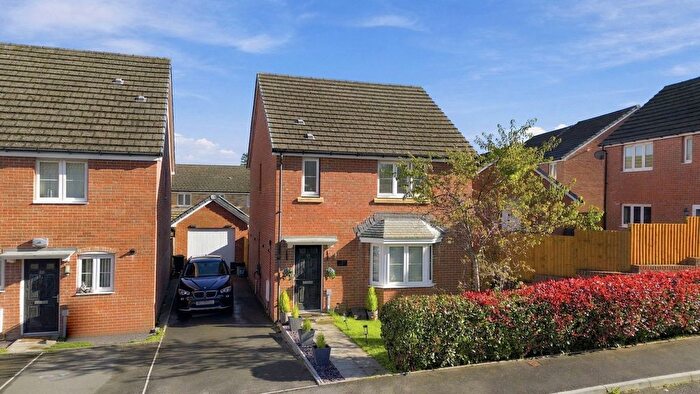 3 Bedroom Detached House For Sale In Gwern Close, Cardiff, CF5
