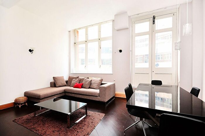 2 Bedroom Flat To Rent In Strype Street, City, London, E1