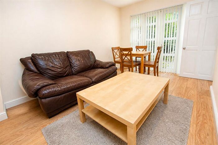 3 Bedroom House To Rent In Reservoir Road, Birmingham, B29