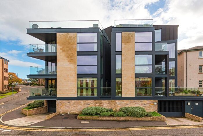 2 Bedroom Apartment For Sale In Warriston Road, Edinburgh, EH3