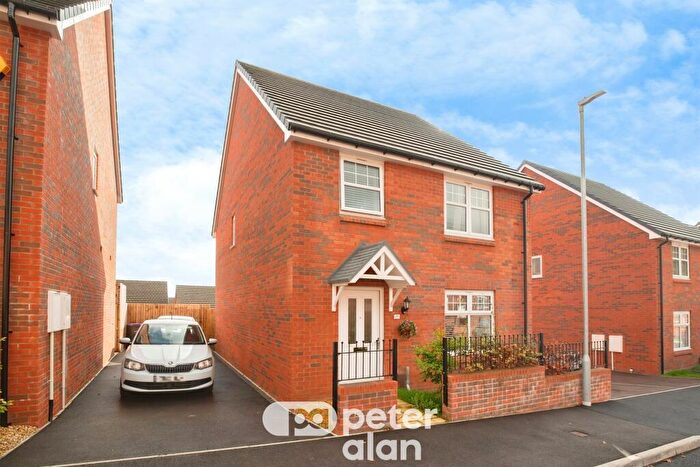 4 Bedroom Detached House For Sale In Heol Lowri, Pontrhydyrun, Cwmbran, NP44