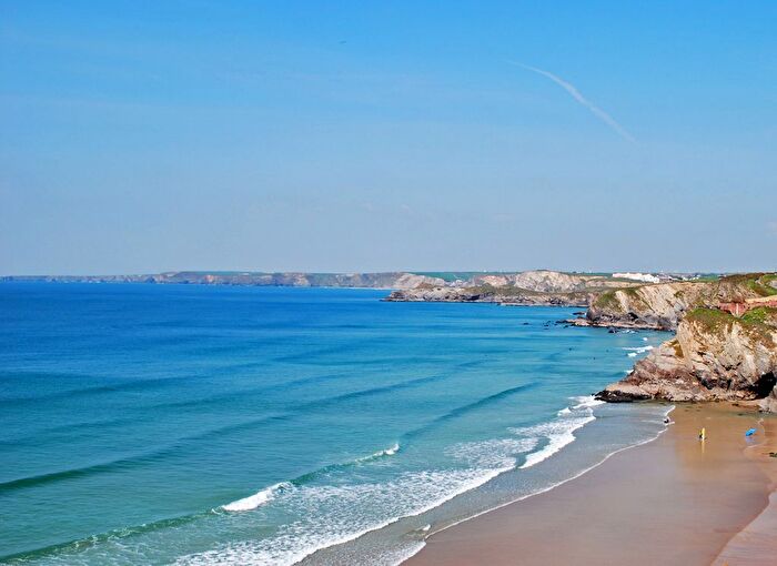 3 Bedroom Flat For Sale In Lusty Glaze Road, Newquay, Cornwall, TR7