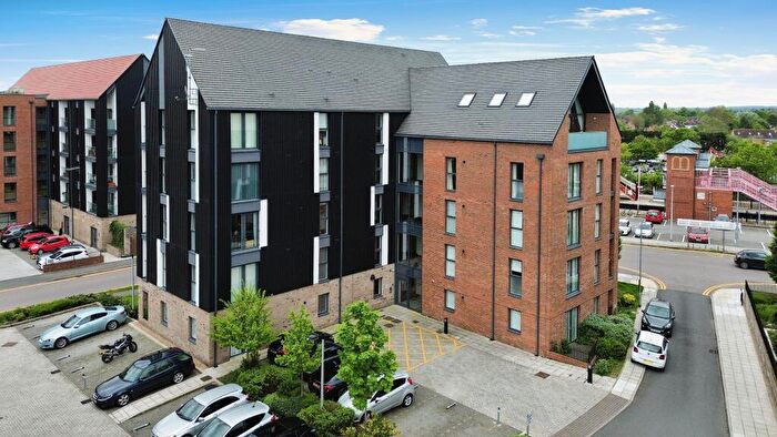 1 Bedroom Flat For Sale In Stephenson Row, Stratford-upon-Avon, Warwickshire, CV37