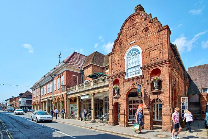 2 Bedroom Apartment To Rent In Town Hall Exchange, Castle Street, Farnham, GU9
