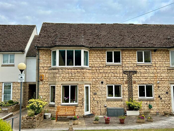 2 Bedroom Flat To Rent In Torkington Gardens, Stamford, PE9
