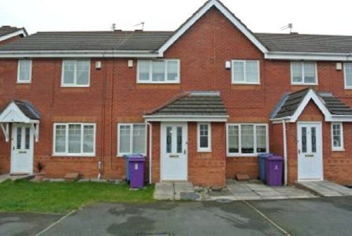 2 Bedroom House To Rent In Woodhurst Crescent, L14