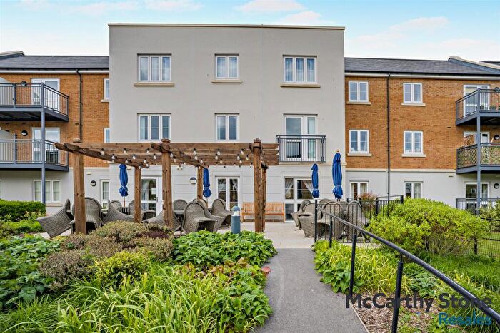 1 Bedroom Apartment For Sale In Casterbridge Court, London Road, Dorchester, DT1