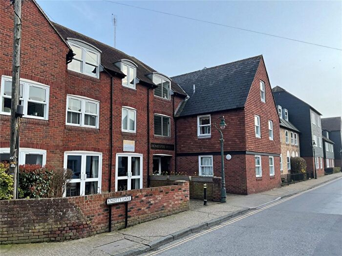 1 Bedroom Flat For Sale In Knotts Lane, Canterbury, Kent, CT1