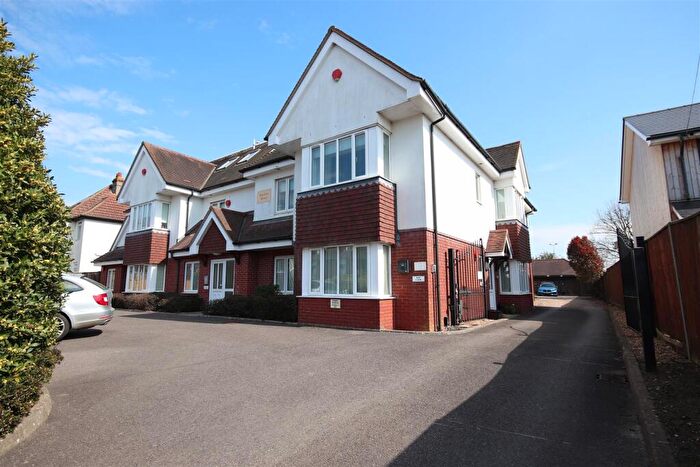 2 Bedroom Apartment To Rent In Southampton Road, Lymington, SO41