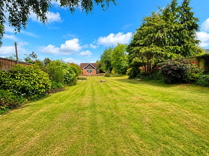 5 Bedroom Detached Bungalow For Sale In Green Lane, Wootton Village, Northampton, NN4