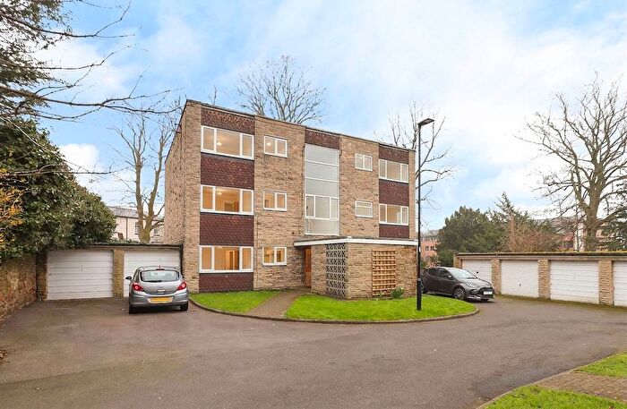 1 Bedroom Studio For Sale In Endcliffe Vale Road, Hallam Chase, S10