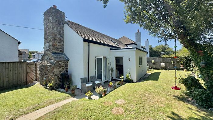 3 Bedroom End Of Terrace House For Sale In Stoney Lane, Goonhavern, Truro, TR4