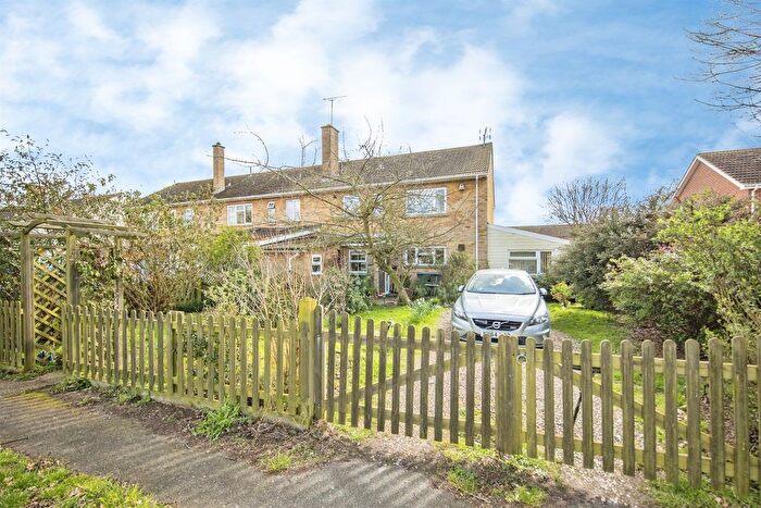 5 Bedroom Semi-Detached House For Sale In Suffolk Drive, Rendlesham, Woodbridge, IP12