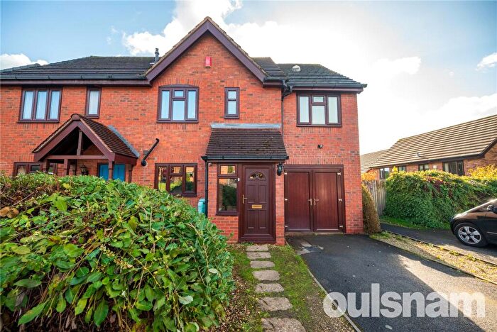 3 Bedroom End Of Terrace House To Rent In Bartholemews Lane, Bromsgrove, B61