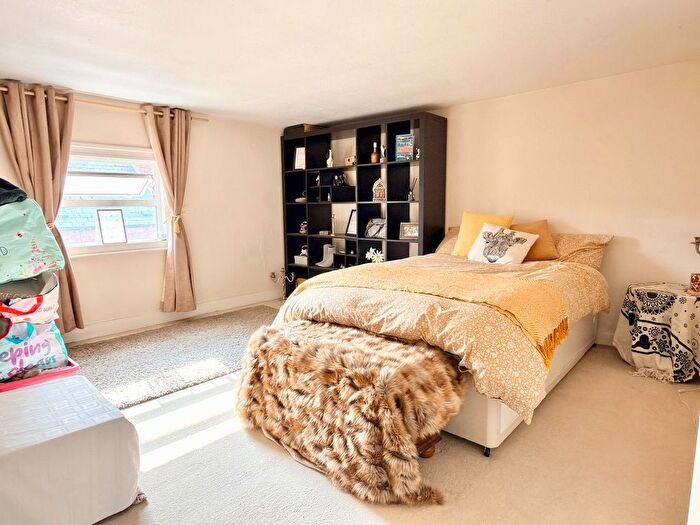 3 Bedroom Terraced House For Sale In Chance Street, Tewkesbury, GL20