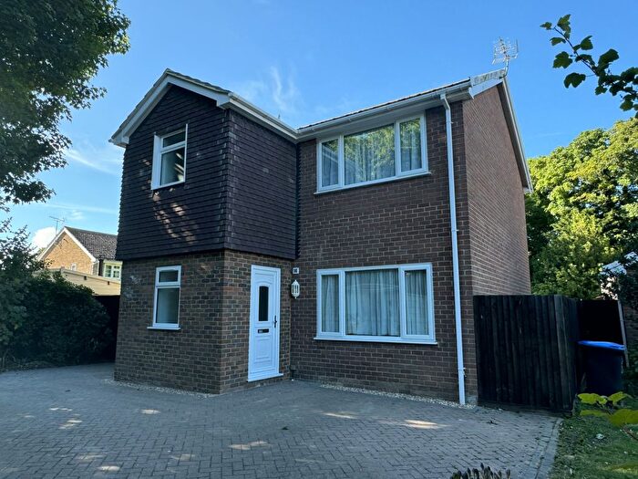 4 Bedroom Detached House To Rent In Repton Close, Broadstairs, CT10