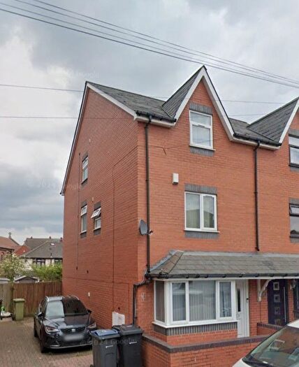 5 Bedroom Semi-Detached House For Sale In Ettington Road, Birmingham, B6