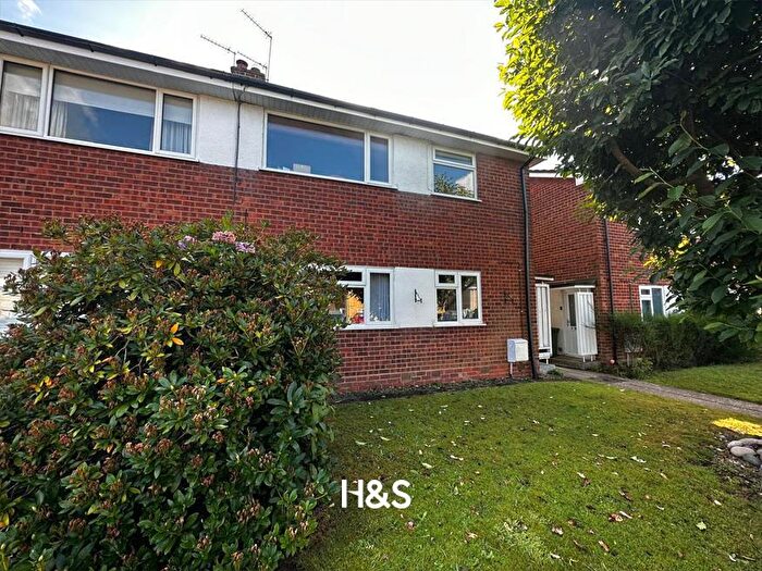 2 Bedroom Property To Rent In Mockley Wood Road, Knowle, Solihull, B93