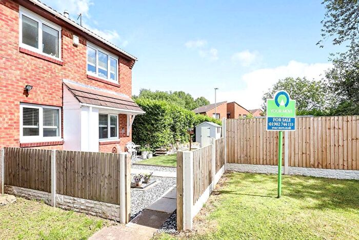 1 Bedroom Semi-Detached House For Sale In Melrose Drive, Perton Wolverhampton, Staffordshire, WV6