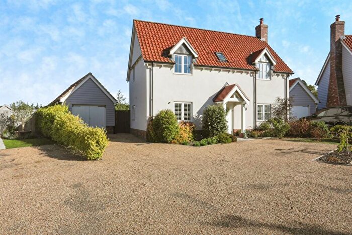 4 Bedroom Detached House For Sale In Mill Road, Badingham, Woodbridge, IP13