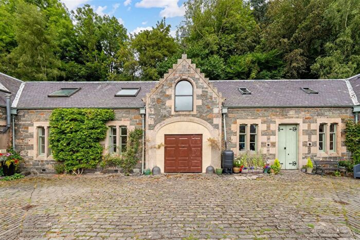 4 Bedroom Semi-Detached House For Sale In The Coach House, Linglie Road, Selkirk, TD7