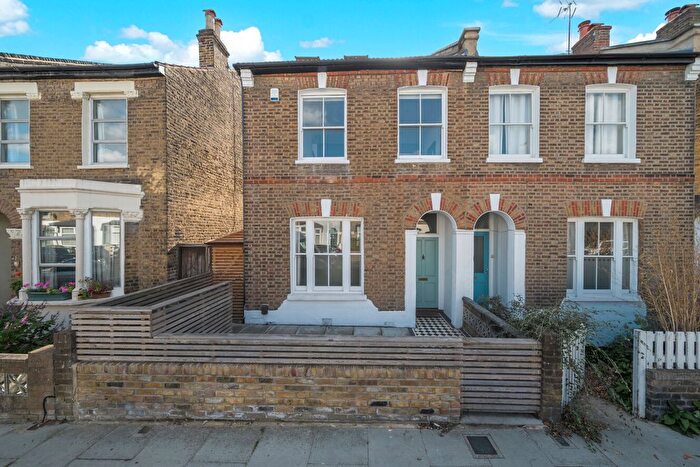 4 Bedroom Detached House For Sale In Goodrich Road, East Dulwich, London, SE22