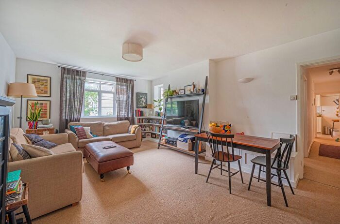 2 Bedroom Flat To Rent In Dartmouth Grove, Blackheath, London, SE10