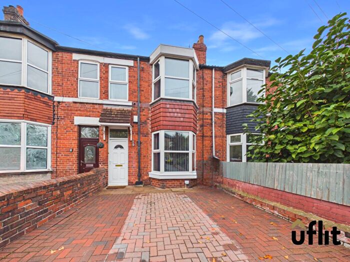 3 Bedroom Terraced House For Sale In Clifton Lane, Rotherham, S65