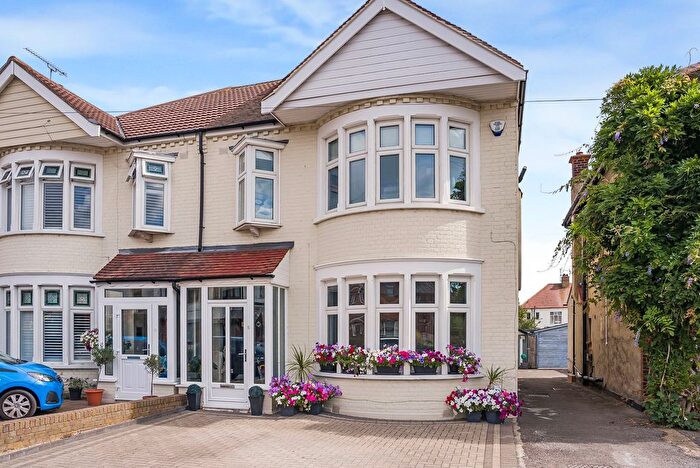 4 Bedroom Semi-Detached House For Sale In Castleton Road, Wick Estate, SS2