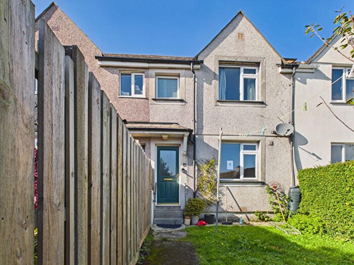 2 Bedroom Property For Sale In Carnellis Road, St. Ives, TR26