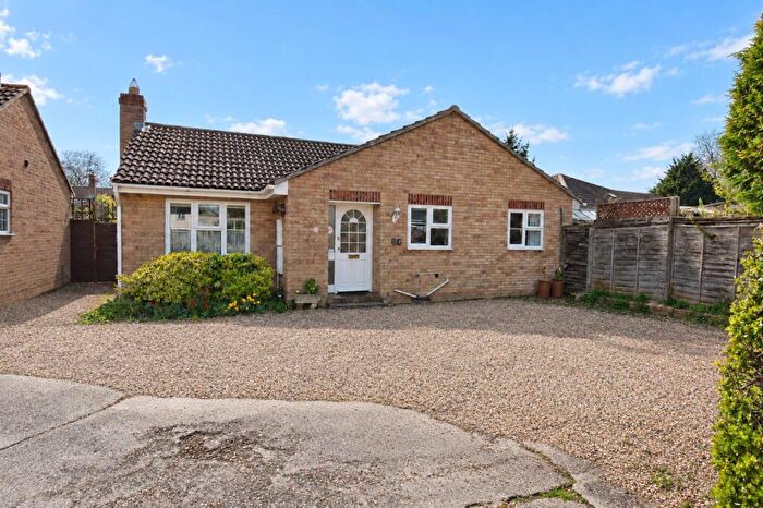 3 Bedroom Bungalow For Sale In High Street, Teversham, Cambridge, CB1