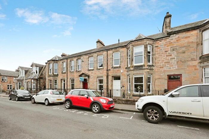 3 Bedroom Apartment For Sale In David Street, Kirkcaldy, KY1