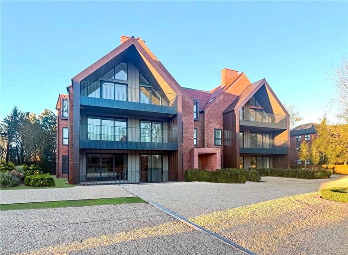 3 Bedroom Apartment For Sale In The Links, Meols Drive, West Kirby, CH48