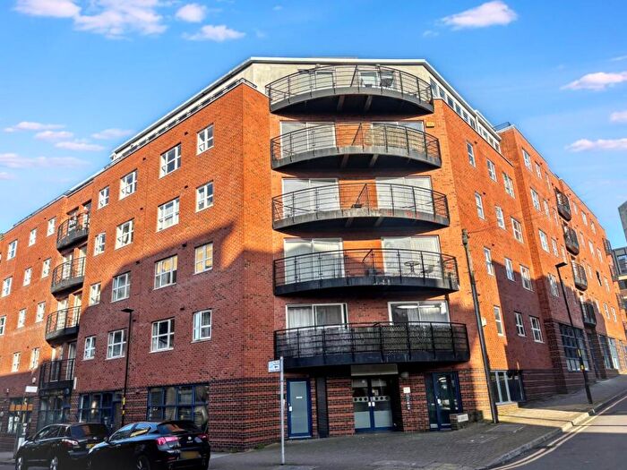 1 Bedroom Apartment For Sale In Apartment Qube, Edward Street, Birmingham, West Midlands, B1
